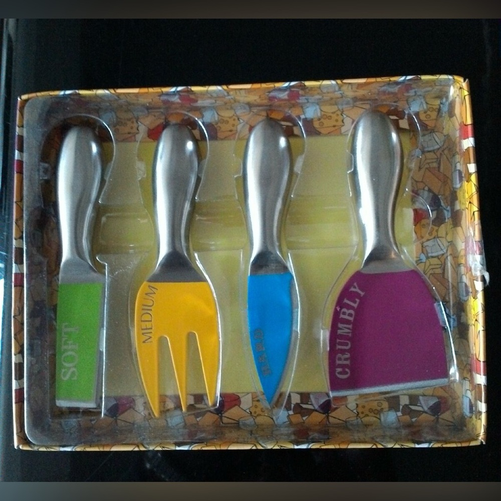 DCI cut the cheese set